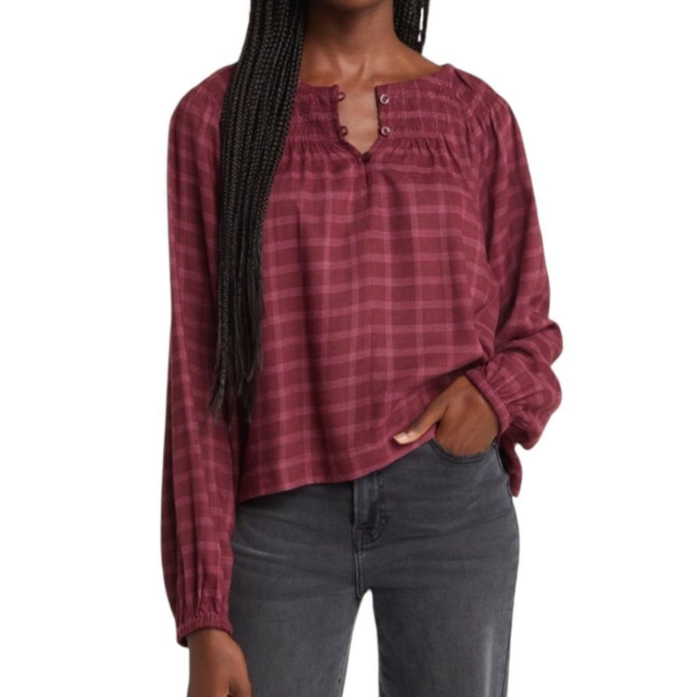 TREASURE & BOND Smocked Popover Blouse Burgundy Pink Plaid Size L Lightweight